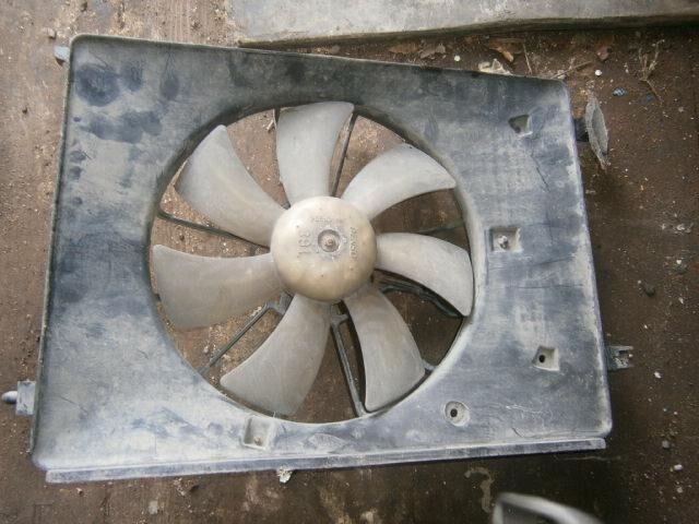 Диффузор радиатора Хонда Джаз в Ханты-Мансийске 24051