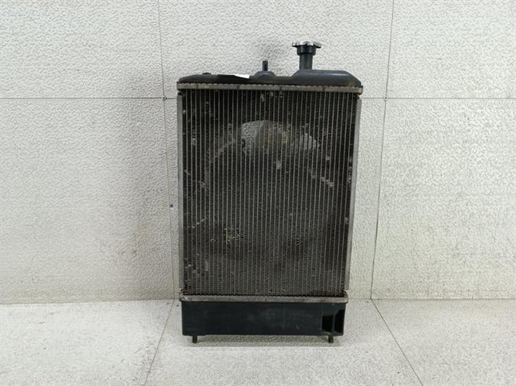 Радиатор основной Мицубиси ЕК в Ханты-Мансийске 450841
