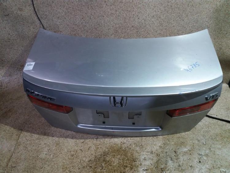 Крышка багажника Хонда Инспаер в Ханты-Мансийске 46785