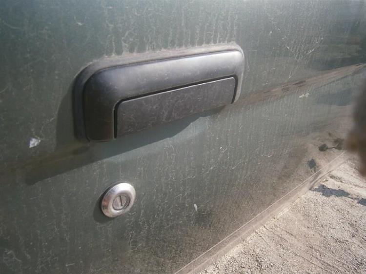 Дверь Мицубиси Челенжер в Ханты-Мансийске 50066
